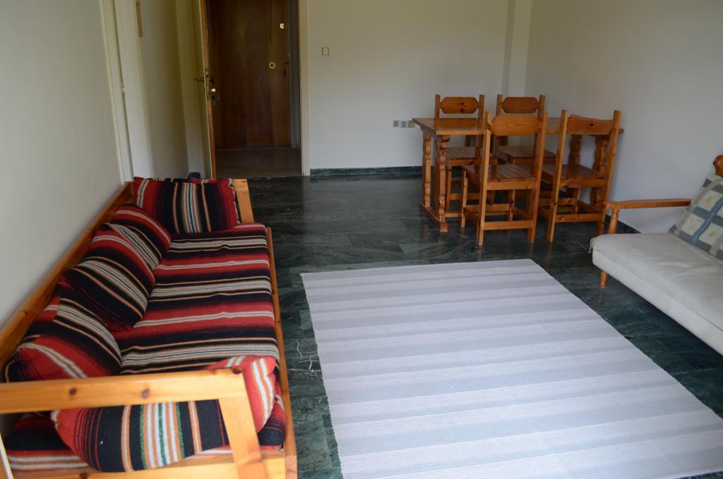 Kineta Apartments Exterior photo